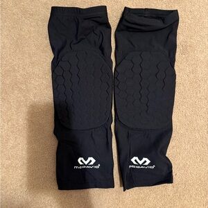 McDavid Black Basketball Knee Pads
